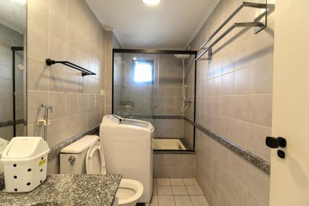 Apartamento para alugar com 60m², 1 quarto e 1 vaga Apartamento para alugar com 60m², 1 quarto e 1 vagaBanheiro da Suíte