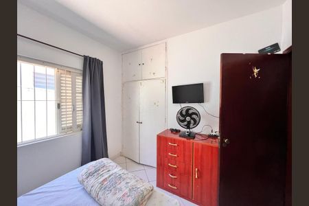 Casa à venda com 168m², 3 quartos e 3 vagasQuarto 2