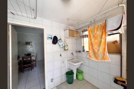 Casa à venda com 168m², 3 quartos e 3 vagasÁrea de Serviço