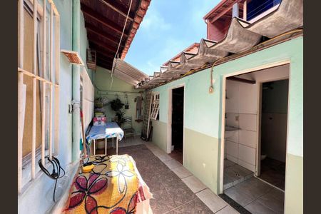 Casa à venda com 168m², 3 quartos e 3 vagasQuintal