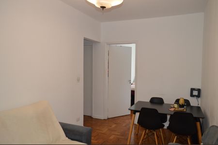 Apartamento à venda com 70m², 2 quartos e 1 vagaSala