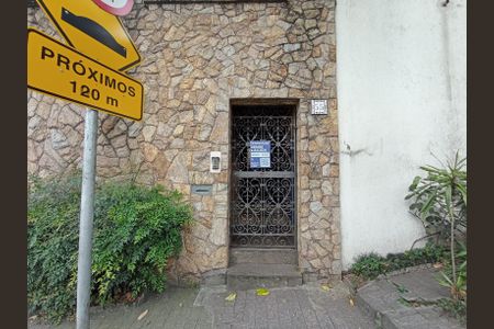 Casa para alugar com 430m², 5 quartos e 4 vagasFachada e placa