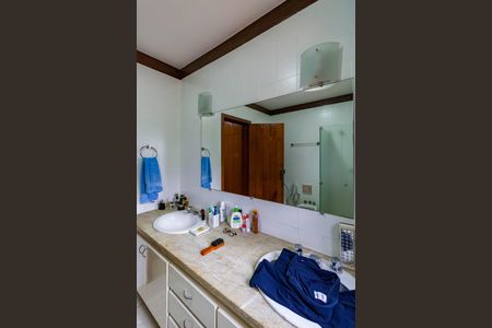 Casa para alugar com 430m², 5 quartos e 4 vagasBanheiro da Suíte