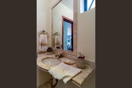 Casa para alugar com 430m², 5 quartos e 4 vagasBanheiro