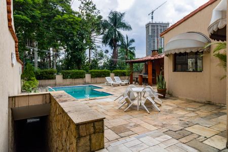 Casa para alugar com 430m², 5 quartos e 4 vagasPiscina