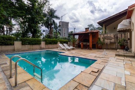 Casa para alugar com 430m², 5 quartos e 4 vagasPiscina