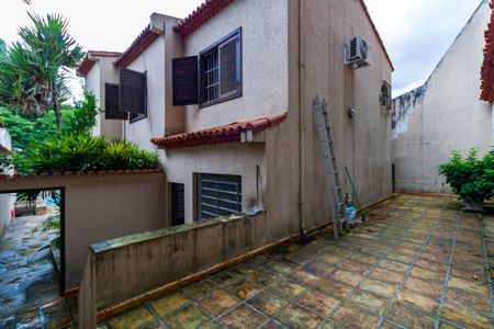 Casa para alugar com 430m², 5 quartos e 4 vagasÁrea Externa