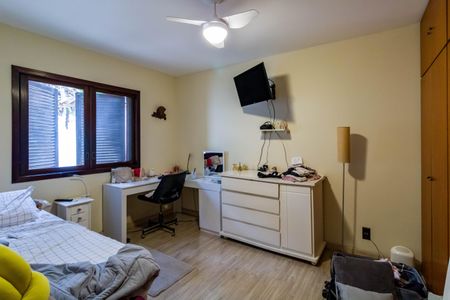 Casa para alugar com 430m², 5 quartos e 4 vagasQuarto 1