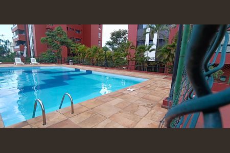 Apartamento à venda com 110m², 3 quartos e 2 vagasÁrea comum - Piscina