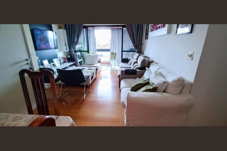 Apartamento à venda com 110m², 3 quartos e 2 vagasSala