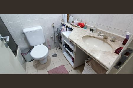 Apartamento à venda com 110m², 3 quartos e 2 vagasBanheiro da Suíte