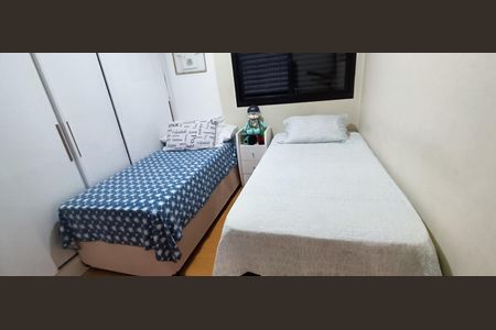 Apartamento à venda com 110m², 3 quartos e 2 vagasQuarto 2