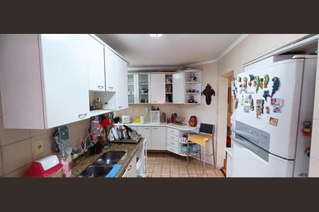 Apartamento à venda com 110m², 3 quartos e 2 vagasCozinha