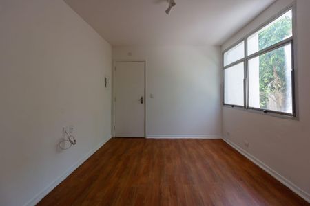Apartamento para alugar com 34m², 1 quarto e sem vaga