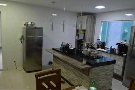 Casa de condomínio à venda com 340m², 3 quartos e 3 vagasCozinha