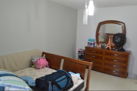 Casa de condomínio à venda com 340m², 3 quartos e 3 vagasQuarto 1