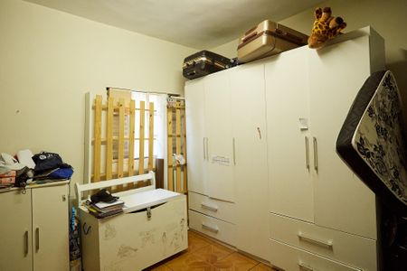 Casa à venda com 237m², 5 quartos e 1 vagaQuarto 4