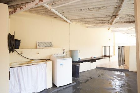 Casa à venda com 237m², 5 quartos e 1 vagaÁrea de Serviço