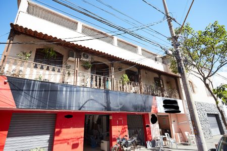 Casa à venda com 237m², 5 quartos e 1 vagaFachada