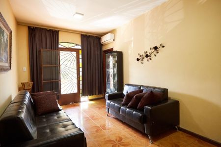 Casa à venda com 237m², 5 quartos e 1 vagaQuarto 3