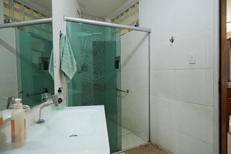 Casa à venda com 237m², 5 quartos e 1 vagaBanheiro Social