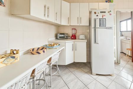 Apartamento para alugar com 250m², 3 quartos e 2 vagasCozinha