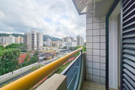 Apartamento para alugar com 250m², 3 quartos e 2 vagasVaranda