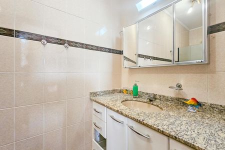 Apartamento para alugar com 250m², 3 quartos e 2 vagasBanheiro