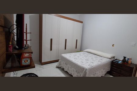 Casa à venda com 112m², 2 quartos e 3 vagas Casa à venda com 112m², 2 quartos e 3 vagasSuíte