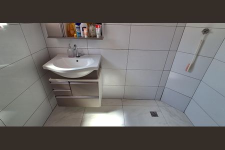 Casa à venda com 112m², 2 quartos e 3 vagas Casa à venda com 112m², 2 quartos e 3 vagasBanheiro Suíte