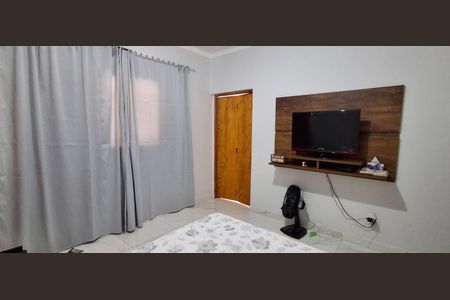 Casa à venda com 112m², 2 quartos e 3 vagas Casa à venda com 112m², 2 quartos e 3 vagasSuíte