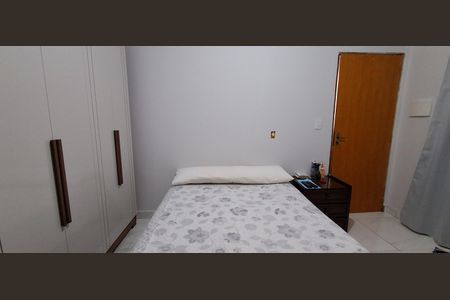 Casa à venda com 112m², 2 quartos e 3 vagas Casa à venda com 112m², 2 quartos e 3 vagasSuíte