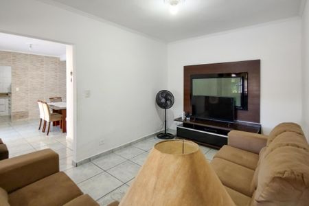 Casa para alugar com 200m², 4 quartos e 8 vagasSala