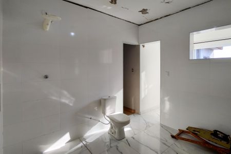 Casa para alugar com 200m², 4 quartos e 8 vagasBanheiro da Suíte 2