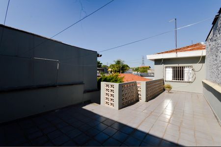 Casa à venda com 150m², 2 quartos e 2 vagasTerraço