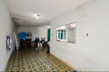 Casa à venda com 150m², 2 quartos e 2 vagasEdícula