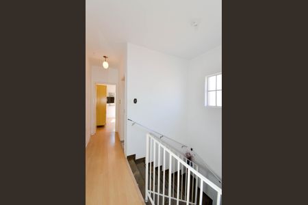 Casa à venda com 150m², 2 quartos e 2 vagasCorredor dos Dormitórios