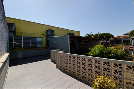 Casa à venda com 150m², 2 quartos e 2 vagasTerraço