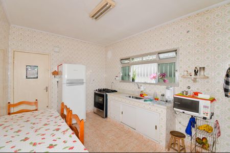 Casa à venda com 150m², 2 quartos e 2 vagasCozinha