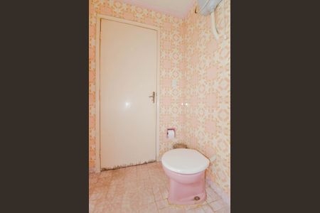 Casa à venda com 150m², 2 quartos e 2 vagasBanheiro Social 2