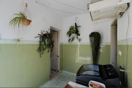 Casa à venda com 150m², 2 quartos e 2 vagasÁrea de Serviço