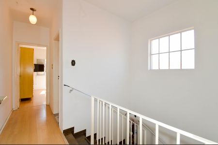 Casa à venda com 150m², 2 quartos e 2 vagasCorredor dos Dormitórios