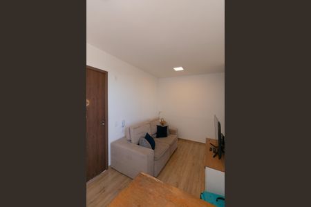 Apartamento para alugar com 43m², 2 quartos e 1 vaga Apartamento para alugar com 43m², 2 quartos e 1 vagaSala