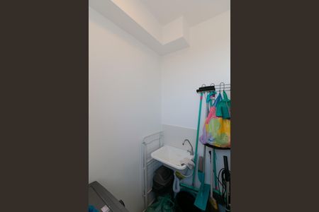 Apartamento para alugar com 43m², 2 quartos e 1 vaga Apartamento para alugar com 43m², 2 quartos e 1 vagaCozinha e Área de Serviço