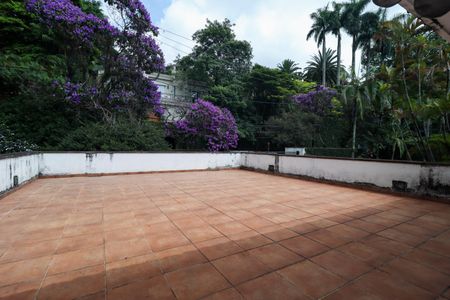 Casa de condomínio à venda com 958m², 6 quartos e 6 vagas Casa de condomínio à venda com 958m², 6 quartos e 6 vagasTerraço da Suíte 2