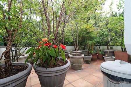 Casa de condomínio à venda com 958m², 6 quartos e 6 vagas Casa de condomínio à venda com 958m², 6 quartos e 6 vagasSuíte 5