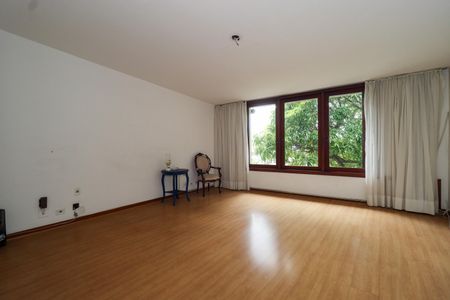 Casa de condomínio à venda com 958m², 6 quartos e 6 vagas Casa de condomínio à venda com 958m², 6 quartos e 6 vagasSuíte 1