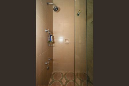 Casa de condomínio à venda com 958m², 6 quartos e 6 vagas Casa de condomínio à venda com 958m², 6 quartos e 6 vagasBanheiro da Suíte 5