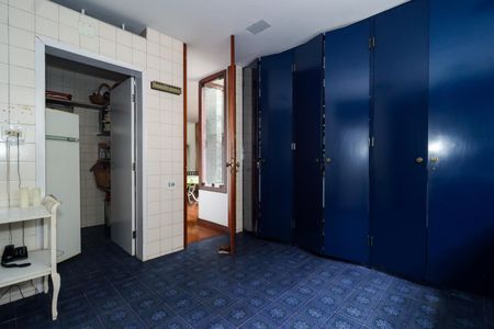 Casa de condomínio à venda com 958m², 6 quartos e 6 vagas Casa de condomínio à venda com 958m², 6 quartos e 6 vagasCozinha