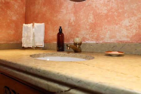 Casa de condomínio à venda com 958m², 6 quartos e 6 vagas Casa de condomínio à venda com 958m², 6 quartos e 6 vagasLavabo